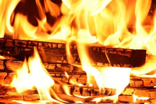 Магазин свежего мяса сгорел на Суворова в Томске